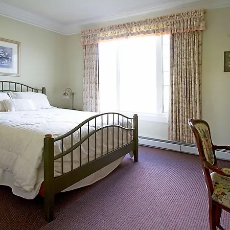 Chez Dube Country Inn-2