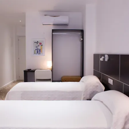 Hostal Nova Barcelona-2