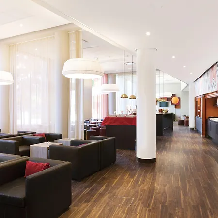 Motel L Stockholm Aelvsjoe-3