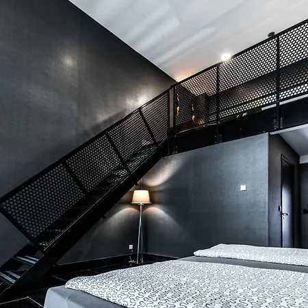 Black Hotels Koeln-2