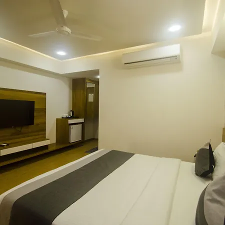 Hotel Grand Elegance-3