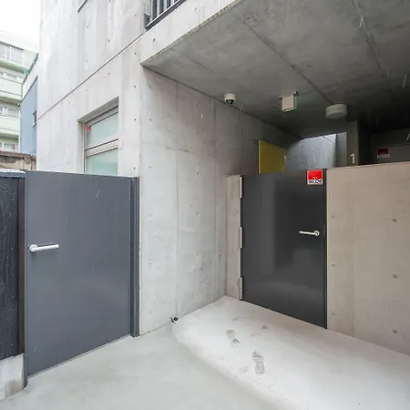 Bmj Hyakunincho-2