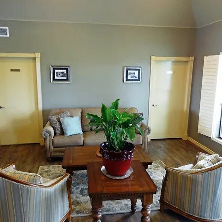 Kenedy Inn And Suites-2