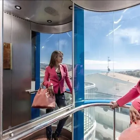 Hotel Ambassador-2