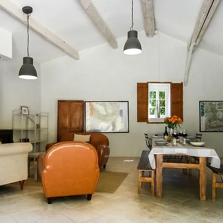La Ferme Des Belugues-3