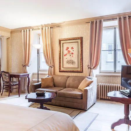 Hotel Louisbourg-2