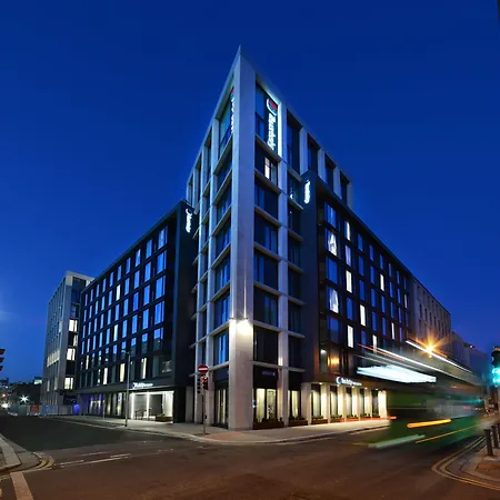 Travelodge Plus Dublin City Centre-2