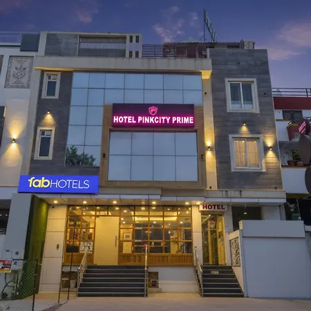 Fabhotel Pink City - World Trade Park-2