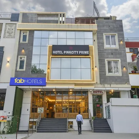 Fabhotel Pink City - World Trade Park-3