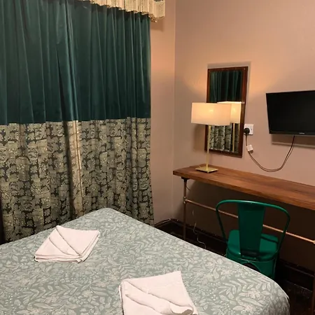Four Stars Hotel-3