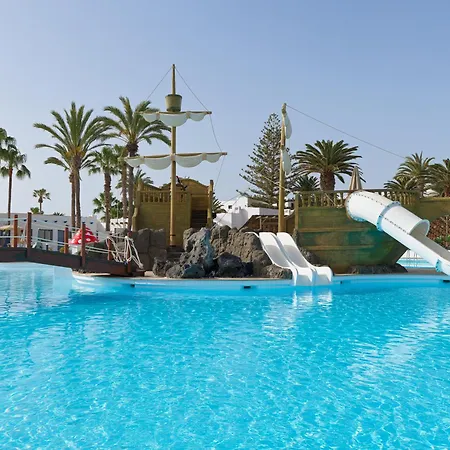 H10 Suites Lanzarote Gardens-3