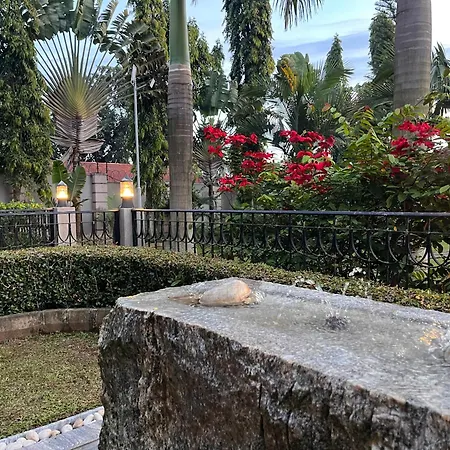 Lakepoint Villa-2