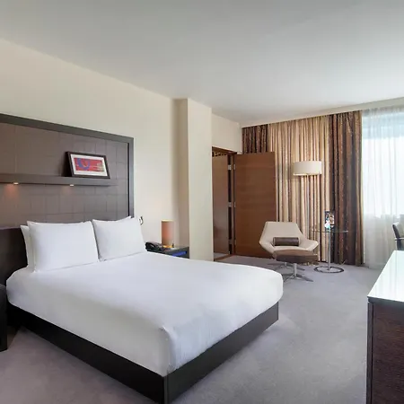 Hilton London Canary Wharf-3