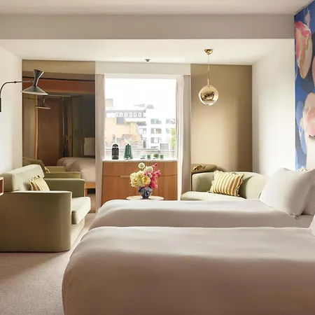 The Botree London, Curio Collection By Hilton-2