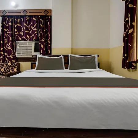 Hotel O By Oyo Hotel New Center Point-2