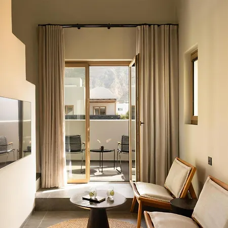 Radisson Blu Zaffron Resort, Santorini (Adults Only)-2