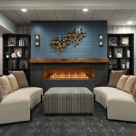 Holiday Inn Express St. Albans By Ihg-2