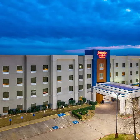 Hampton Inn & Suites Corsicana-2