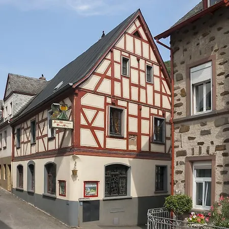 Alte Weinstube Burg Eltz-3