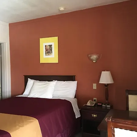 Americas Best Value Inn Ozona-3