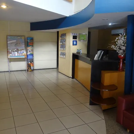 Apartamento Em Andar Alto com Vista Mar Meireles-2