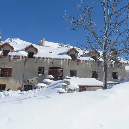 Auberge Aux 3 Frenes-2