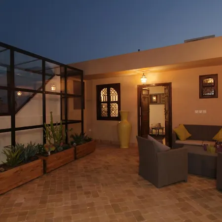 Riad Massiba-2
