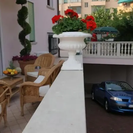 Nice Hotel-2
