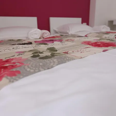 Hotel Flowers-2