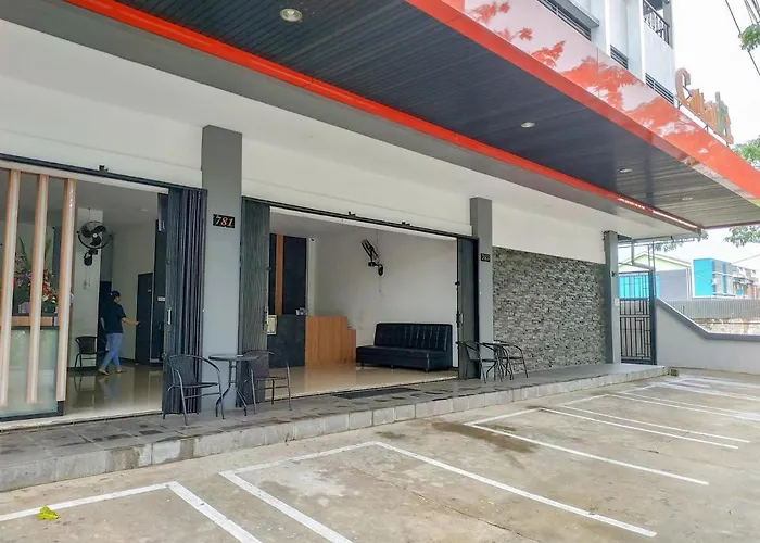 Cattail Guest House Pontianak