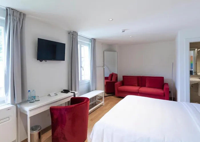 Lac Hotel