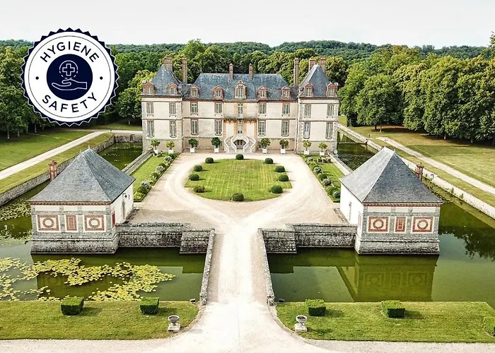 Chateau-Hotel De Bourron