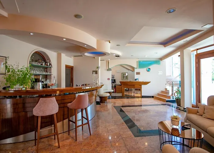 Hotel Neva