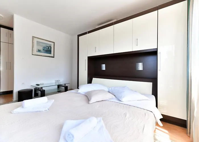 Levant Residence