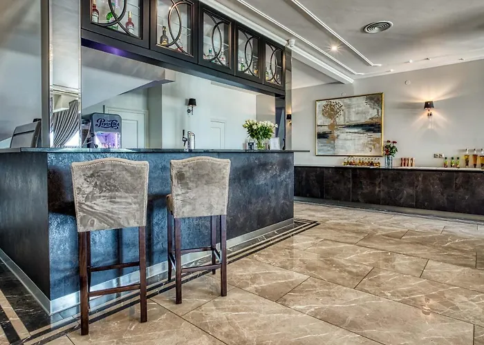 Hotel Bialy Dom