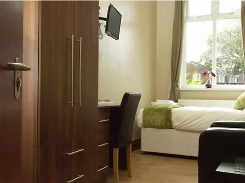 Hayat Hotel
