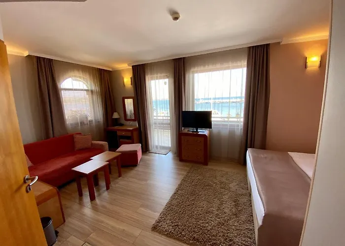Family Hotel Saint Nikola Free Parking