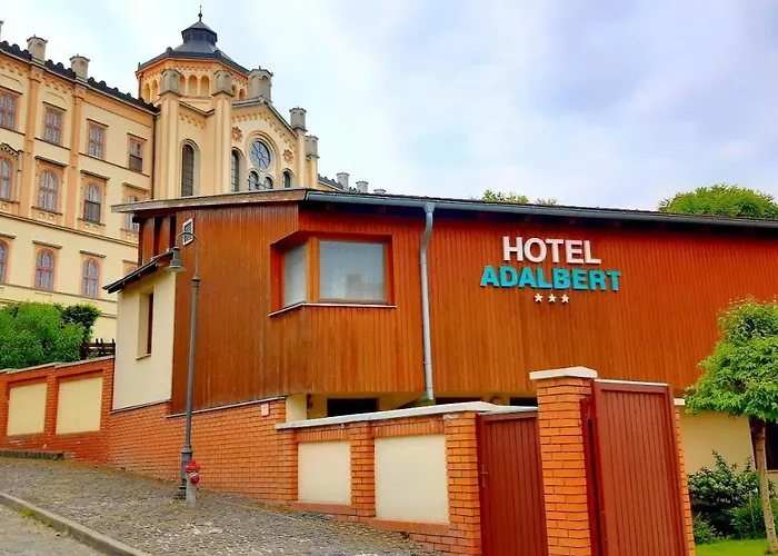Hotel Adalbert Boldog Meszlenyi Zoltan Haz
