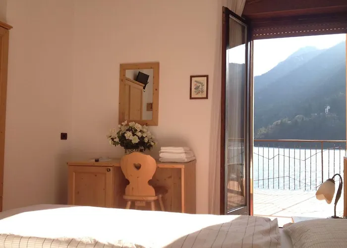 Albergo Mezzolago