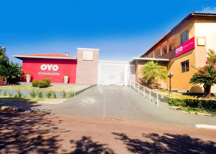 Oyo Athenas Apart Hotel