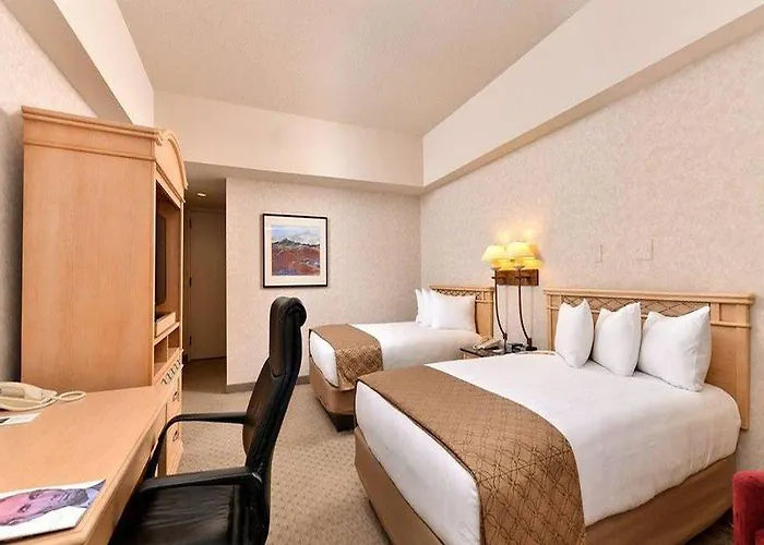 Edward Hotel & Convention Center