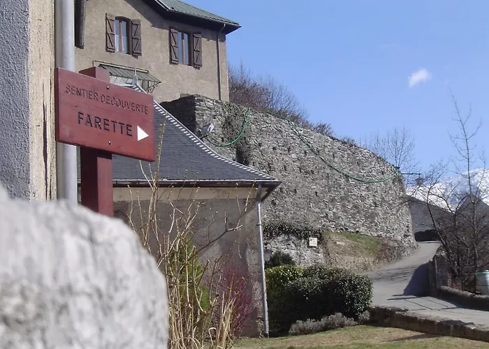 Au Cheval Blanc - appartements et chambres d'hôtes
