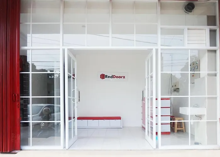 Reddoorz @ Jalan Tanjung Blitar