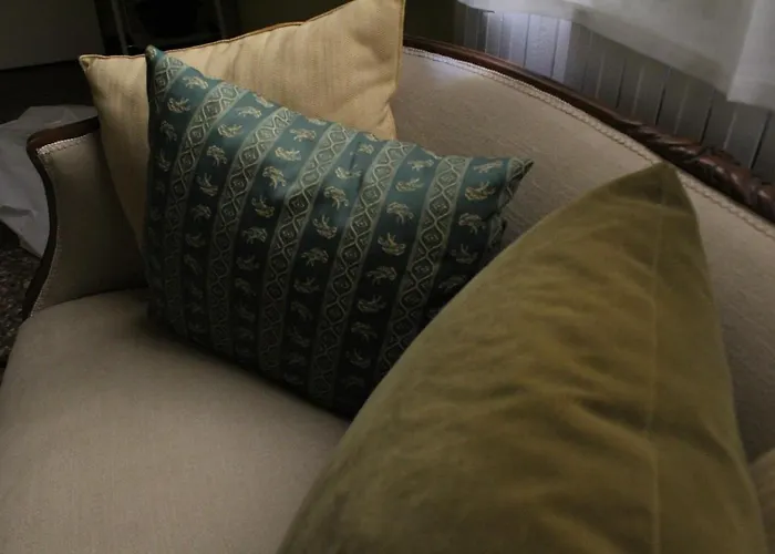 Rooms Hercolani
