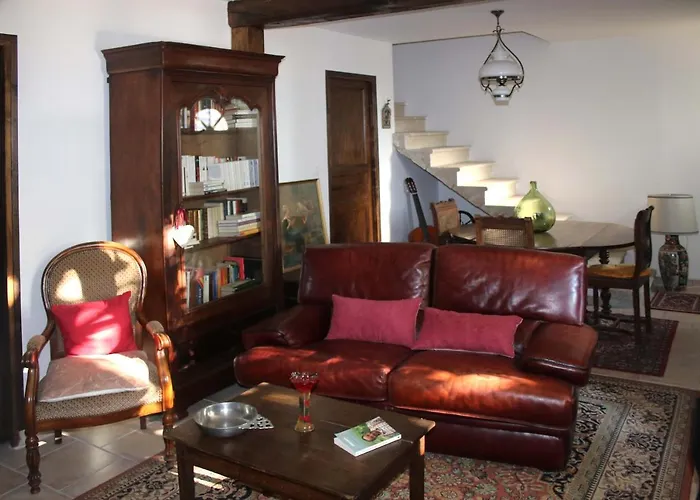 Au Relais de Nèche.