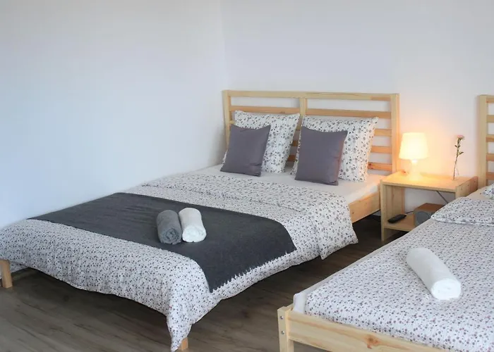Pokoje I Apartamenty Na Szkolnej