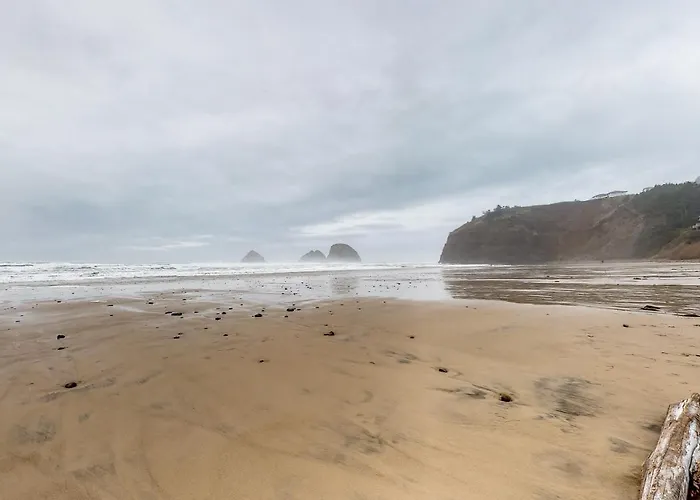 Bud'S Beach House