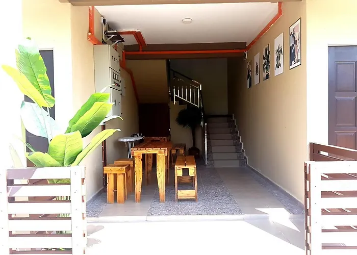 D Villa Langkawi - Villas & Rooms