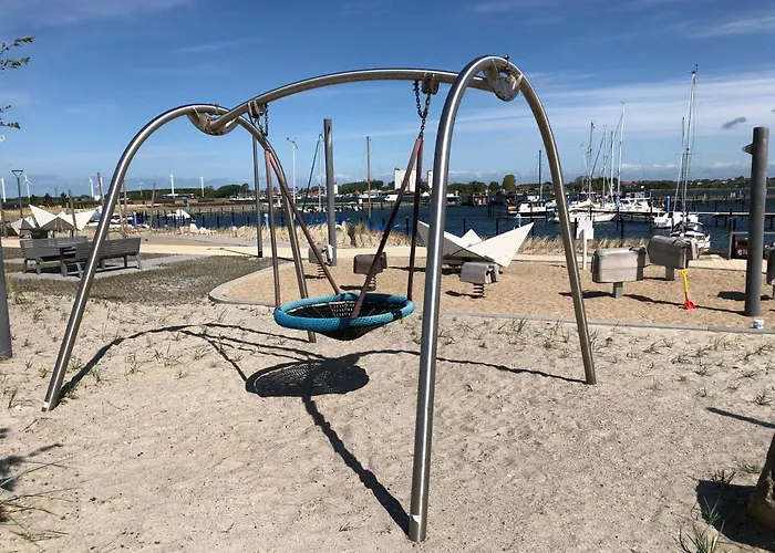 2Zi-Ferienwohnung am Südstrand mit eigenem Parkplatz perfekt für Familie