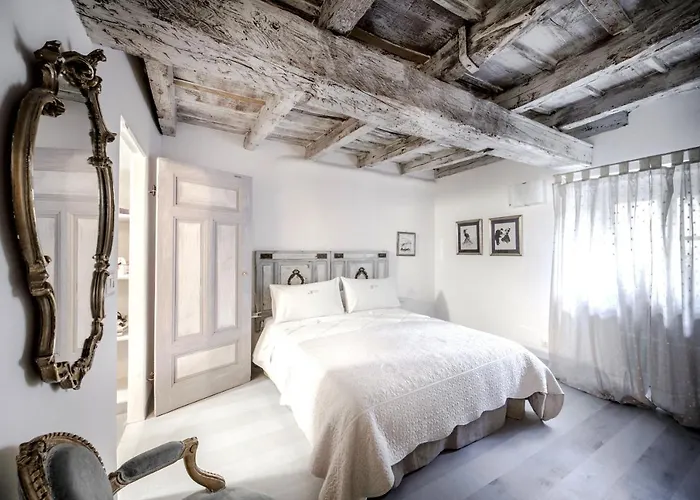 Corte Delle Camelie Bed And Breakfast
